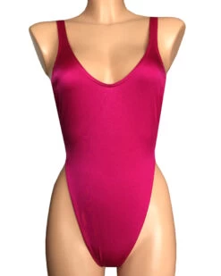 Figueroa: Caracas Magenta Einteiler