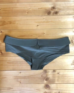 Princesse Tam Tam: Jade Oliv Shorty 542